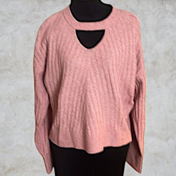 So Dusty Rose Pink Cropped Keyhole Ribbed Sweater Large - Picture 10 of 10